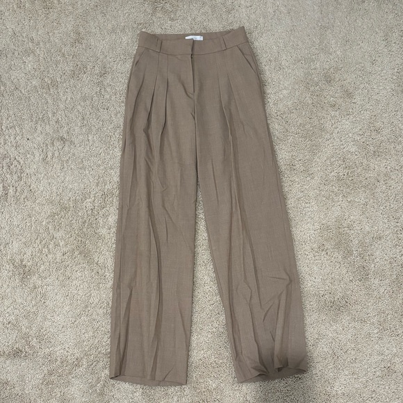 Oak and Fort STRAIGHT LEG PANT WITH PLEATS - Picture 6 of 6